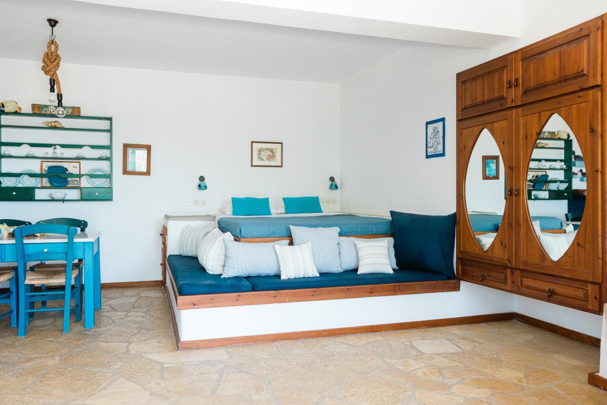 Iliatoras Aparthotel Agia Pelagia  Buitenkant foto