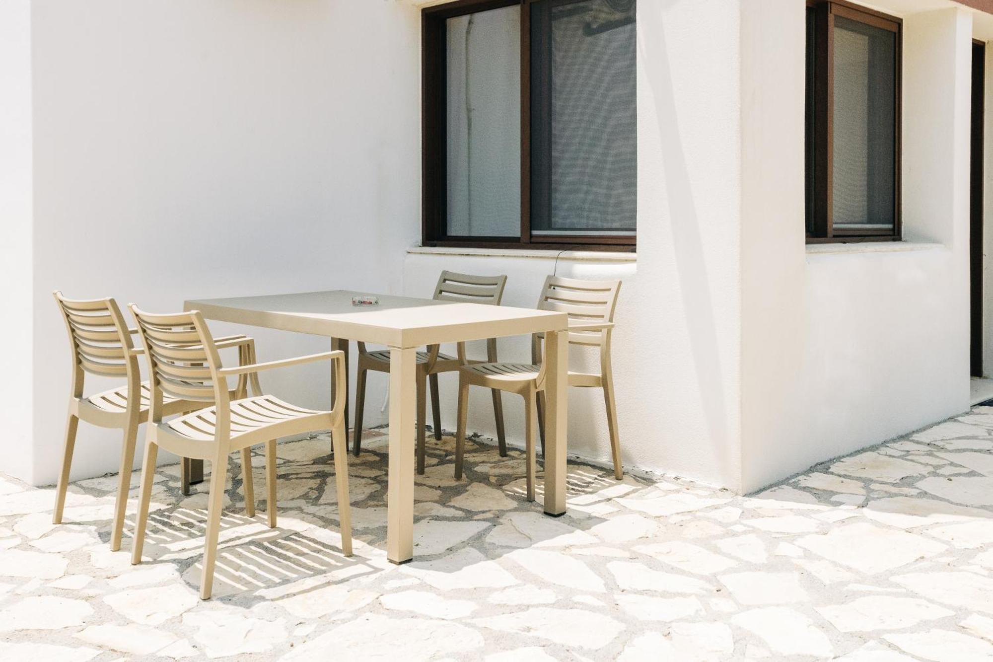 Iliatoras Aparthotel Agia Pelagia  Buitenkant foto