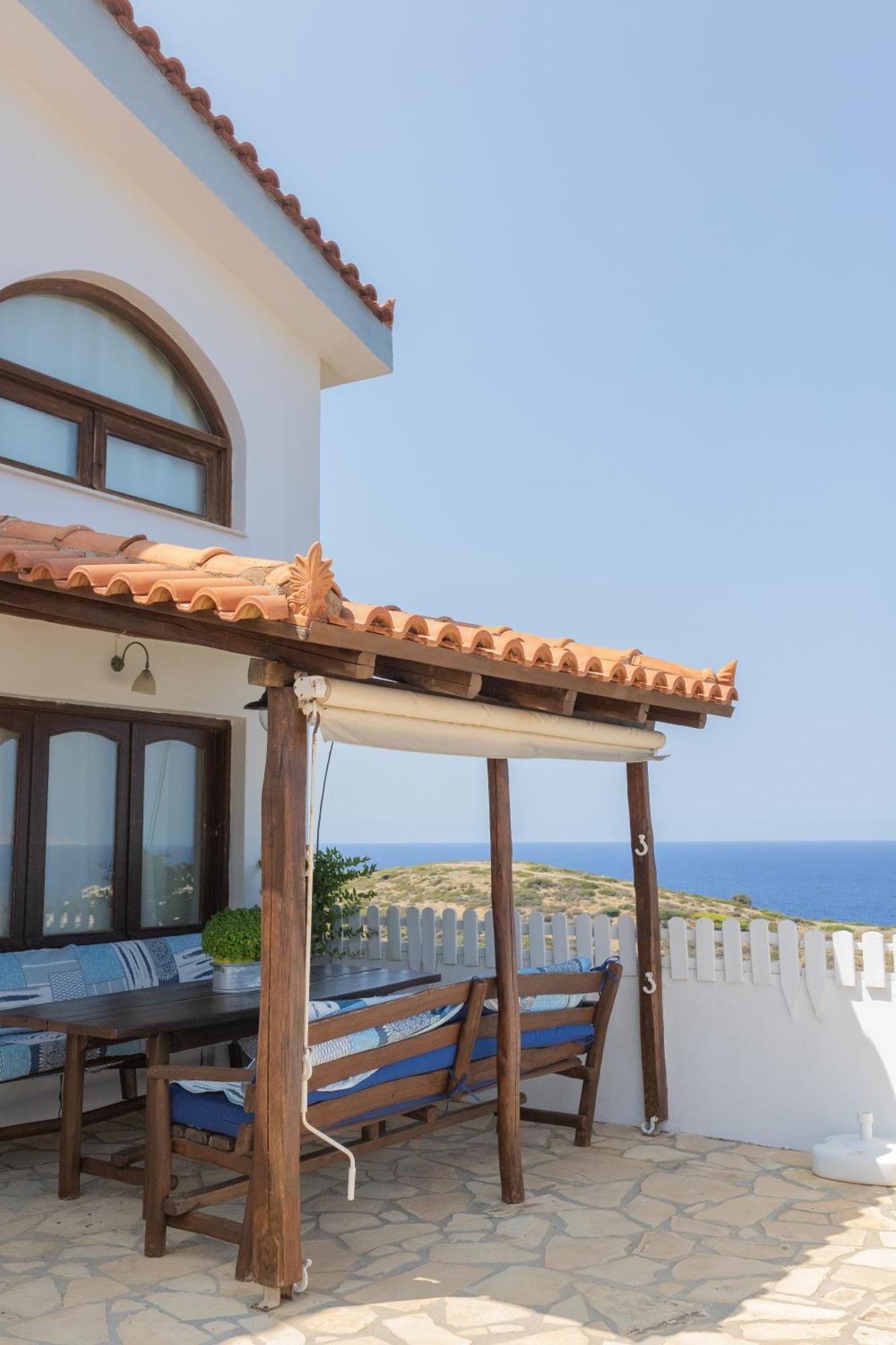 Iliatoras Aparthotel Agia Pelagia  Buitenkant foto